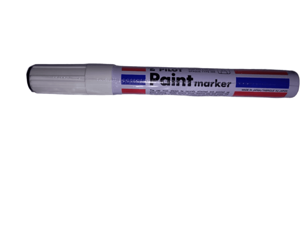 قلم دهان اسود بايلوت